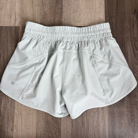 Lululemon Tracker Short V 4” Island Mist/mint color size 10 - Picture 11 of 12